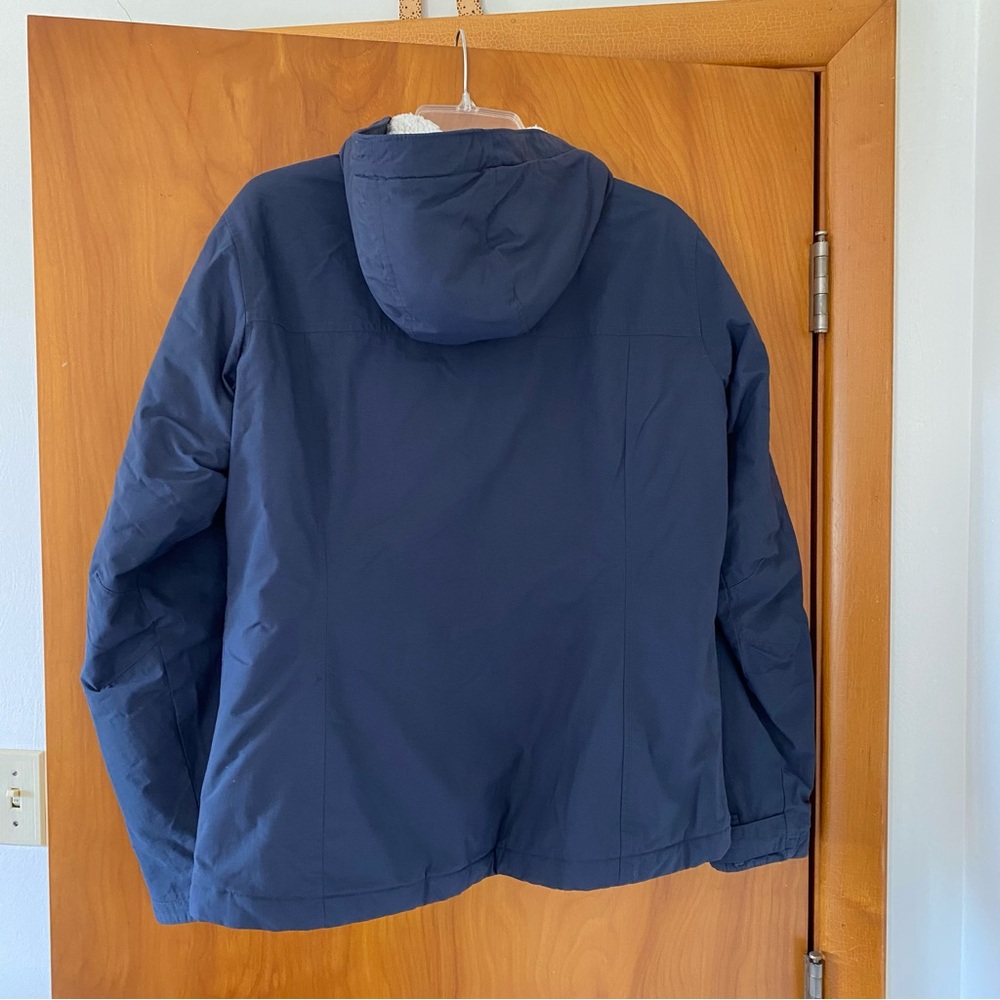 Columbia Coat - Picture 2 of 3